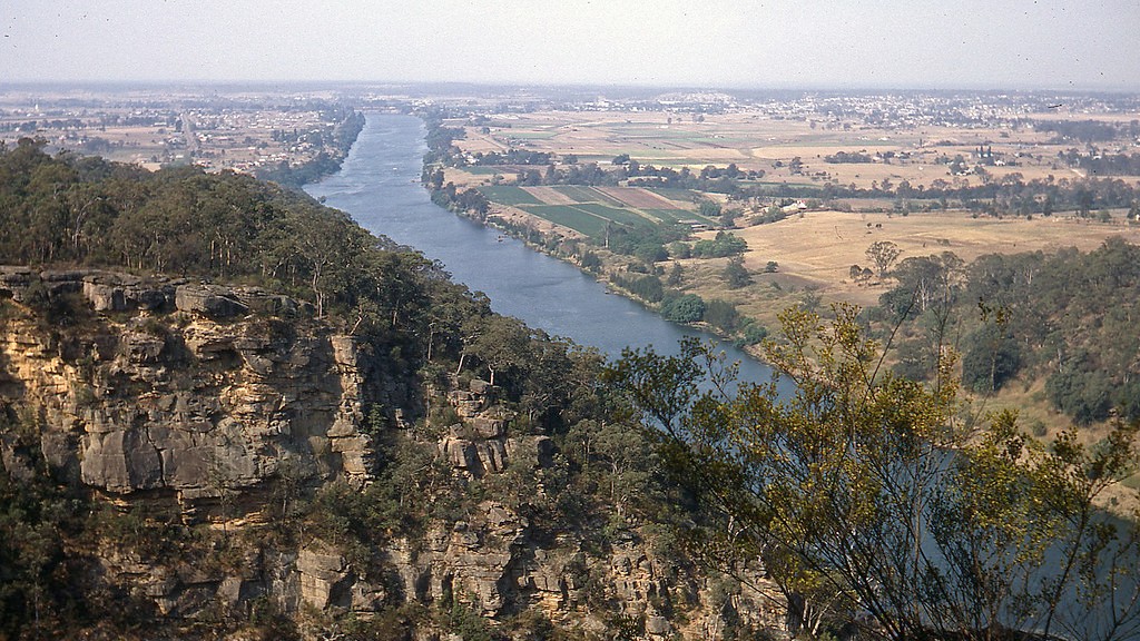 Is Alabama West Of The Mississippi River