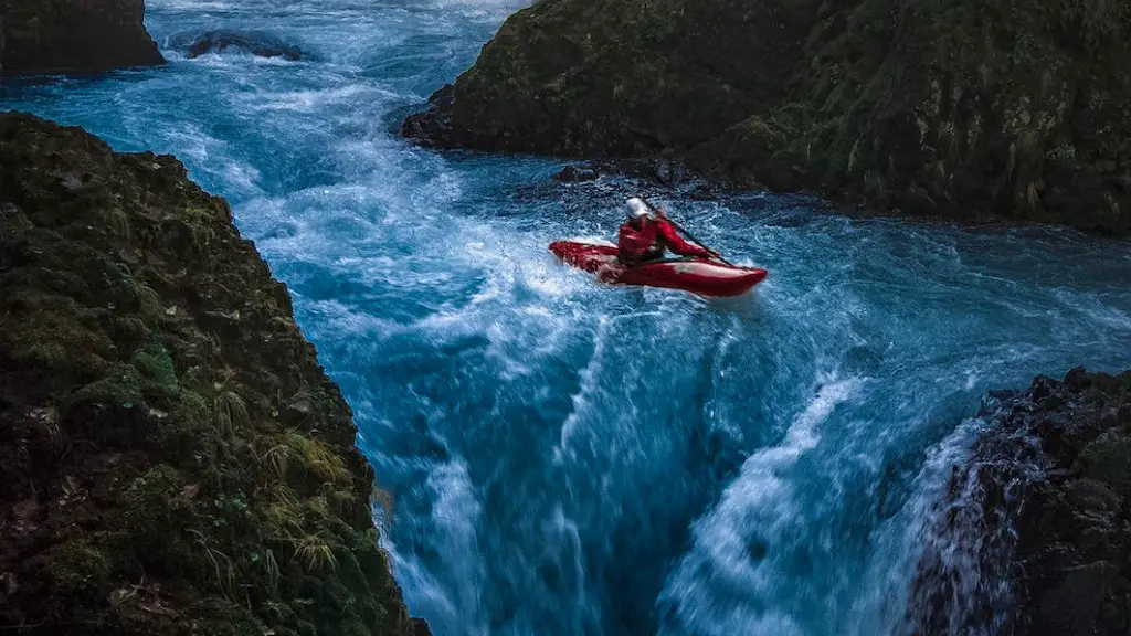 Can you swim in amazon river?