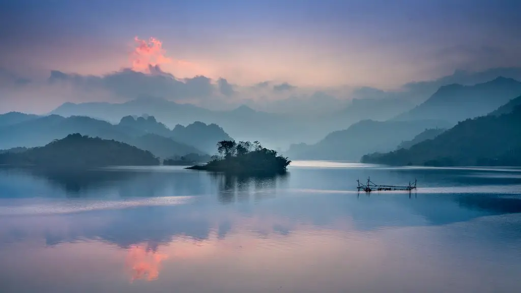 How long do ganges river dolphins live?