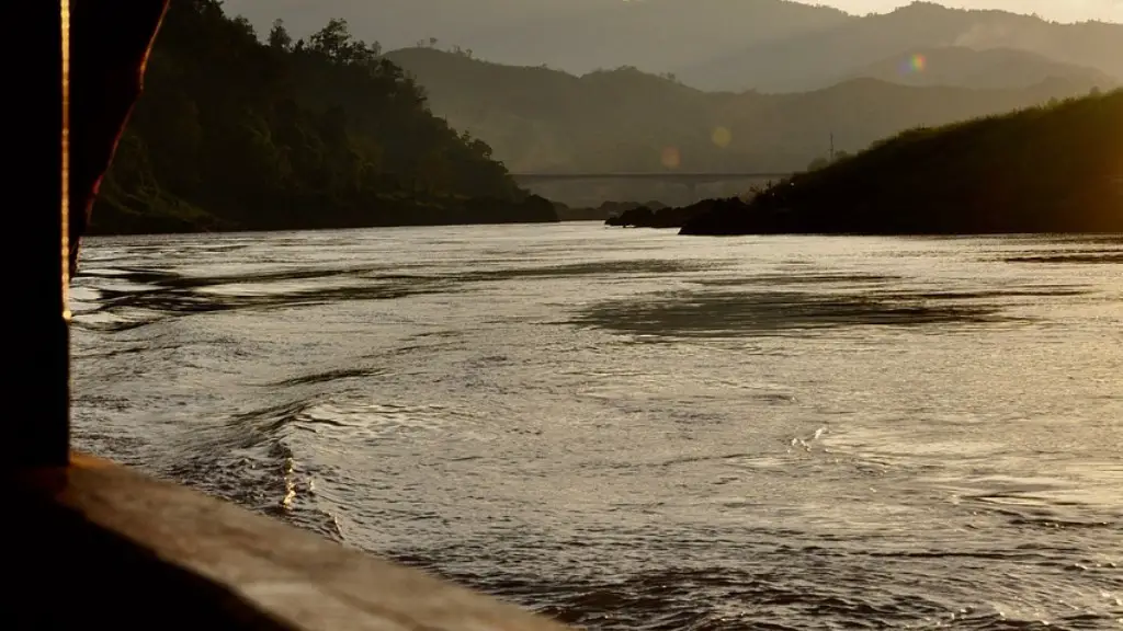 Is the ganges river fed by the himilayas?